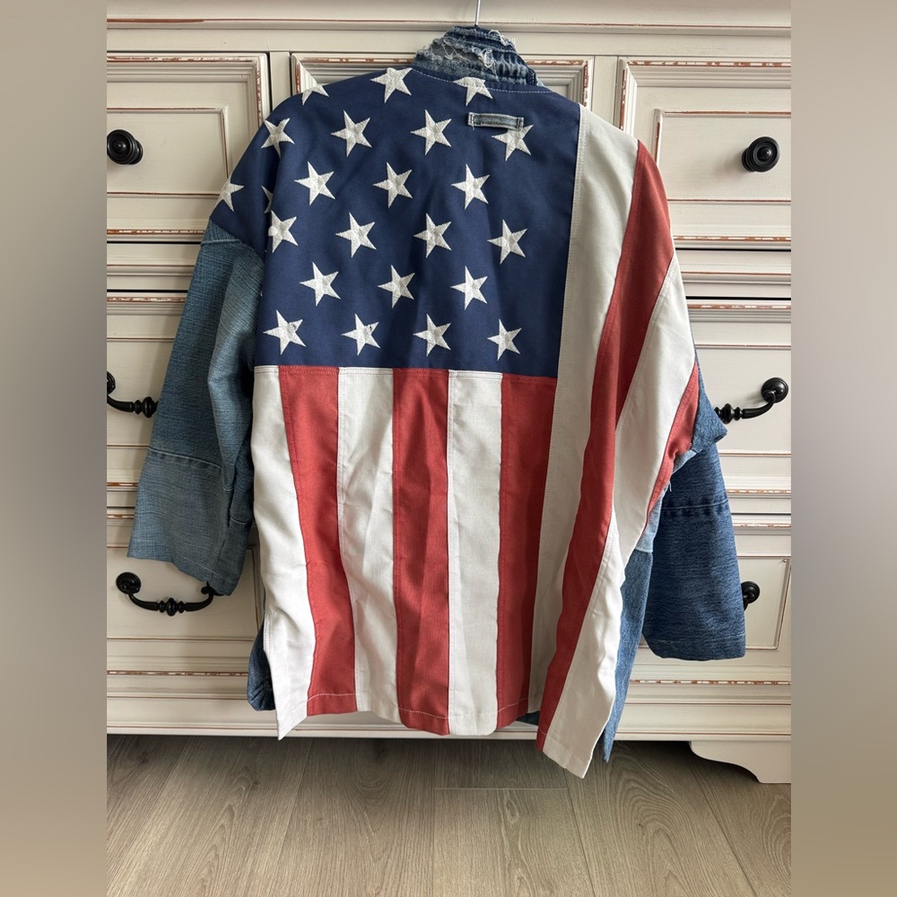 First Edition Vintage Blue Denim Jacket with Frayed Edges Size Medium - Picture 5 of 15